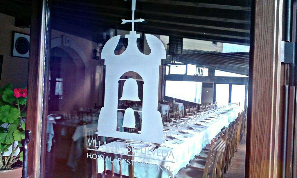 Hostal Restaurante Villa De Sepúlveda Esterno foto